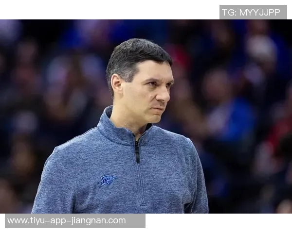 戴格诺特盛赞乔治进攻风格丝滑兼具防守能力展现顶级篮球水平